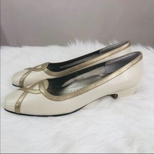 Elegant Cream and Gold Women's Shoes
